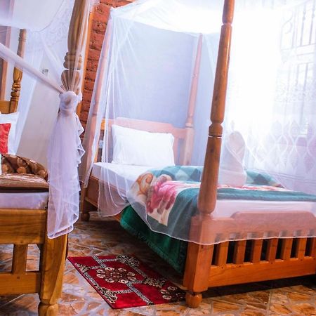 Mantis Lodge & Camping Site Morogoro Bagian luar foto