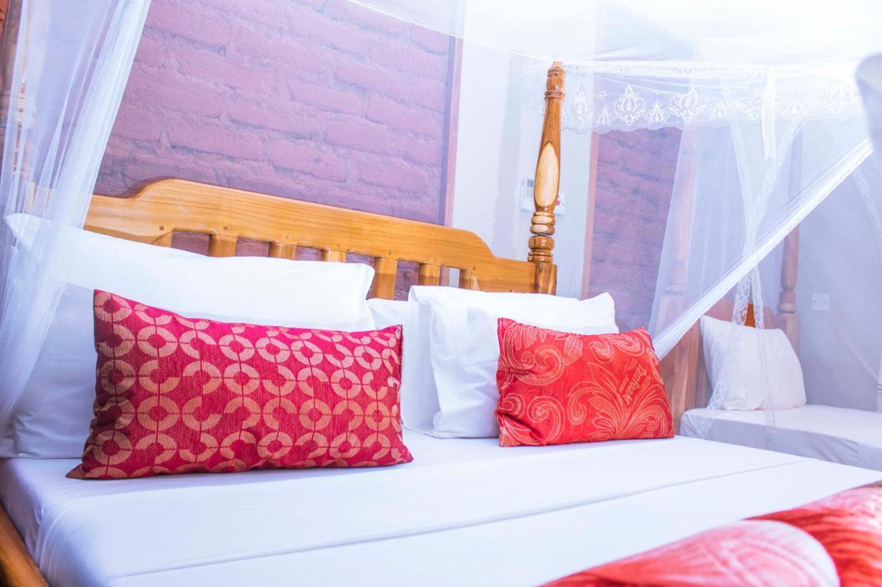 Mantis Lodge & Camping Site Morogoro Bagian luar foto